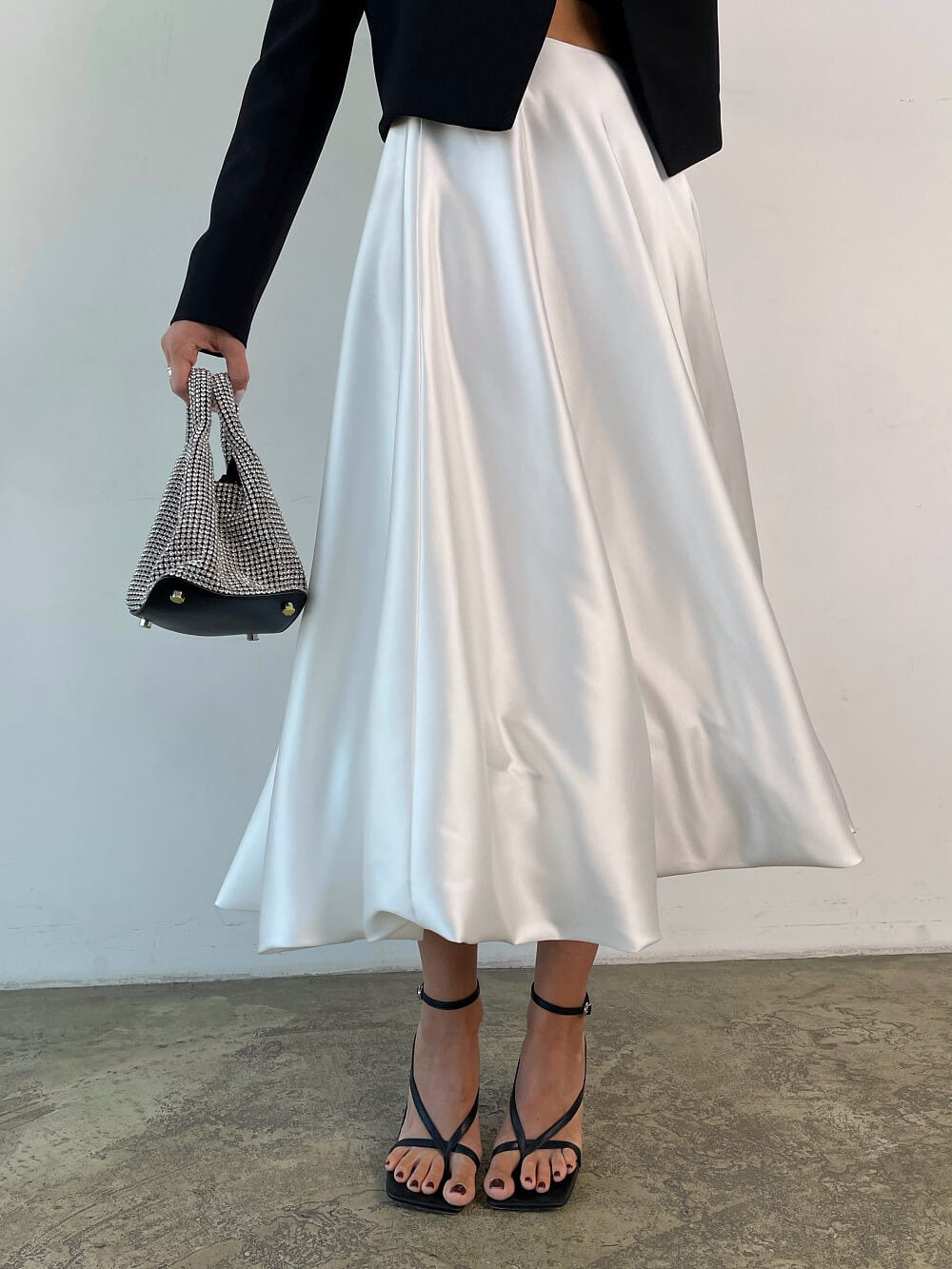 Jupe longue en satin beige