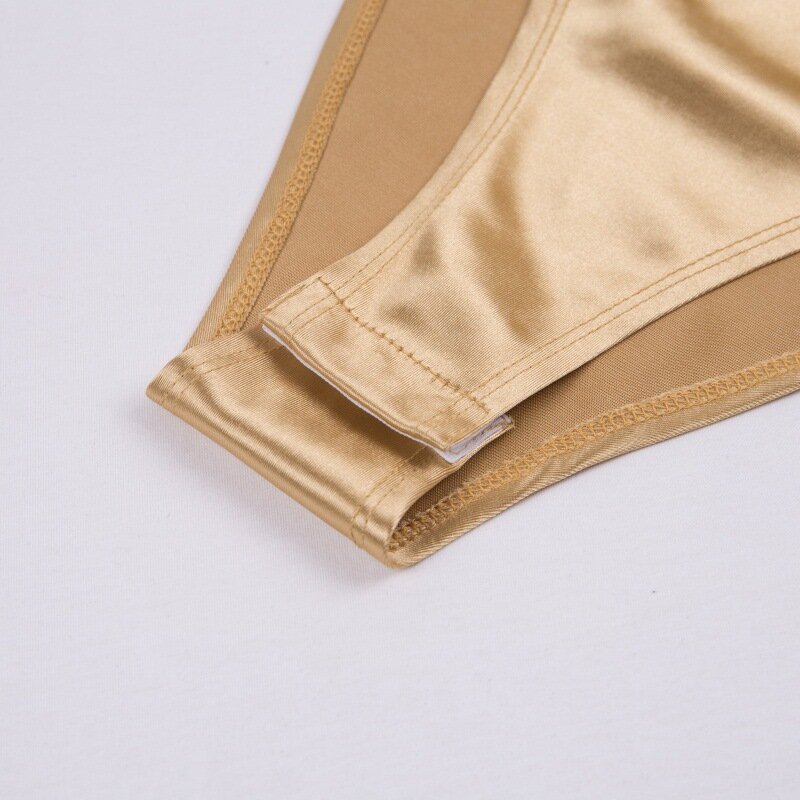 body satiné et lumineu corset doré
