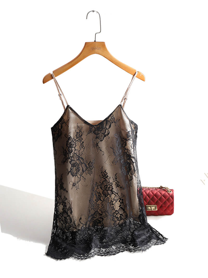 Satin tank top covered with lace