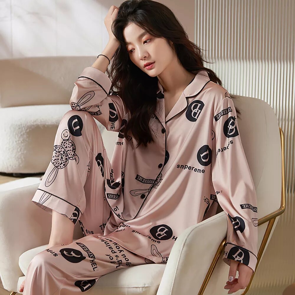 Beige Glamor satin pajamas with black writing & Duchesse