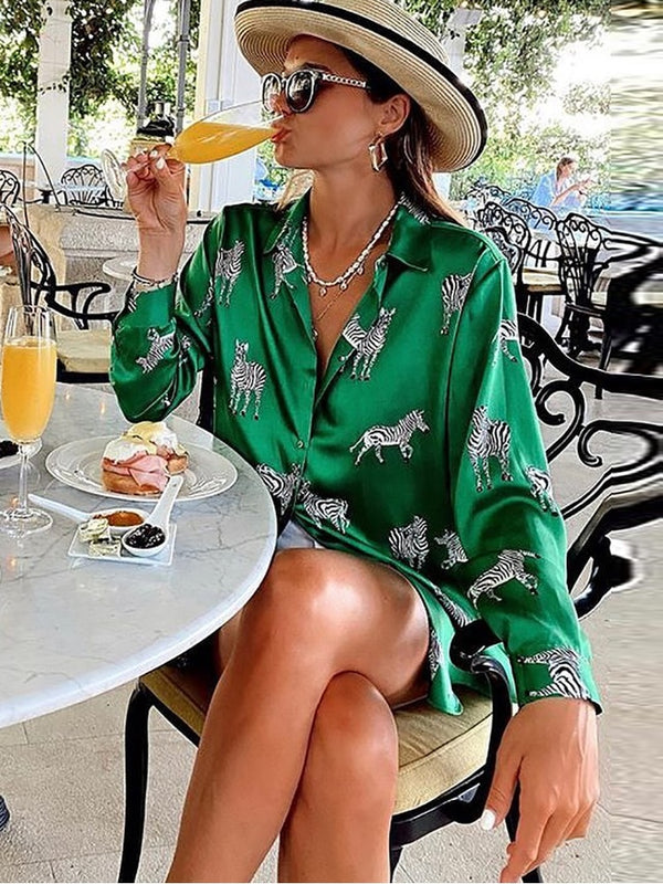 blouse femme satin motif zèbre vert