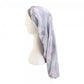 bonnet satin floral cheveux longs gris
