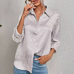 chemisier satin léopard gris