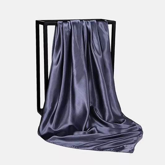 foulard en satin gris foncé