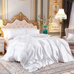   housse de couette en satin blanc