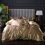   parure de lit en satin champagne