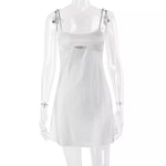   robe blanche satin bretelle strass