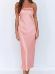 robe maxi en satin bustier et rose peche