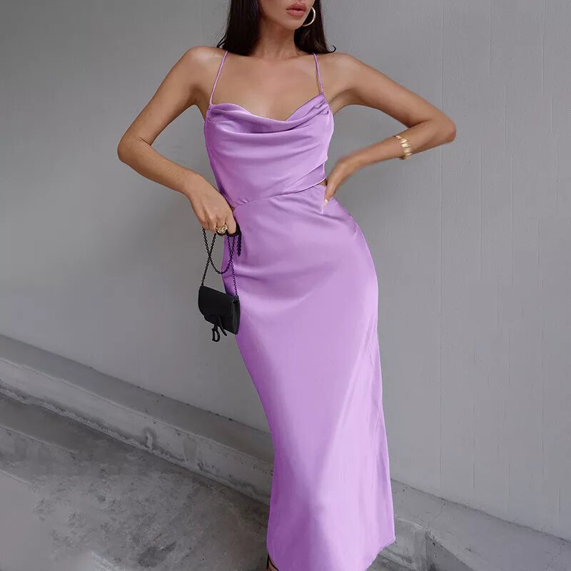    robe maxi en satin lilas ajourée