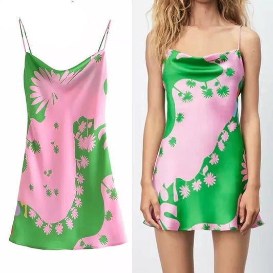     robe satinée courte rose et verte