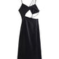    robe satin noire decoupes et ficelles